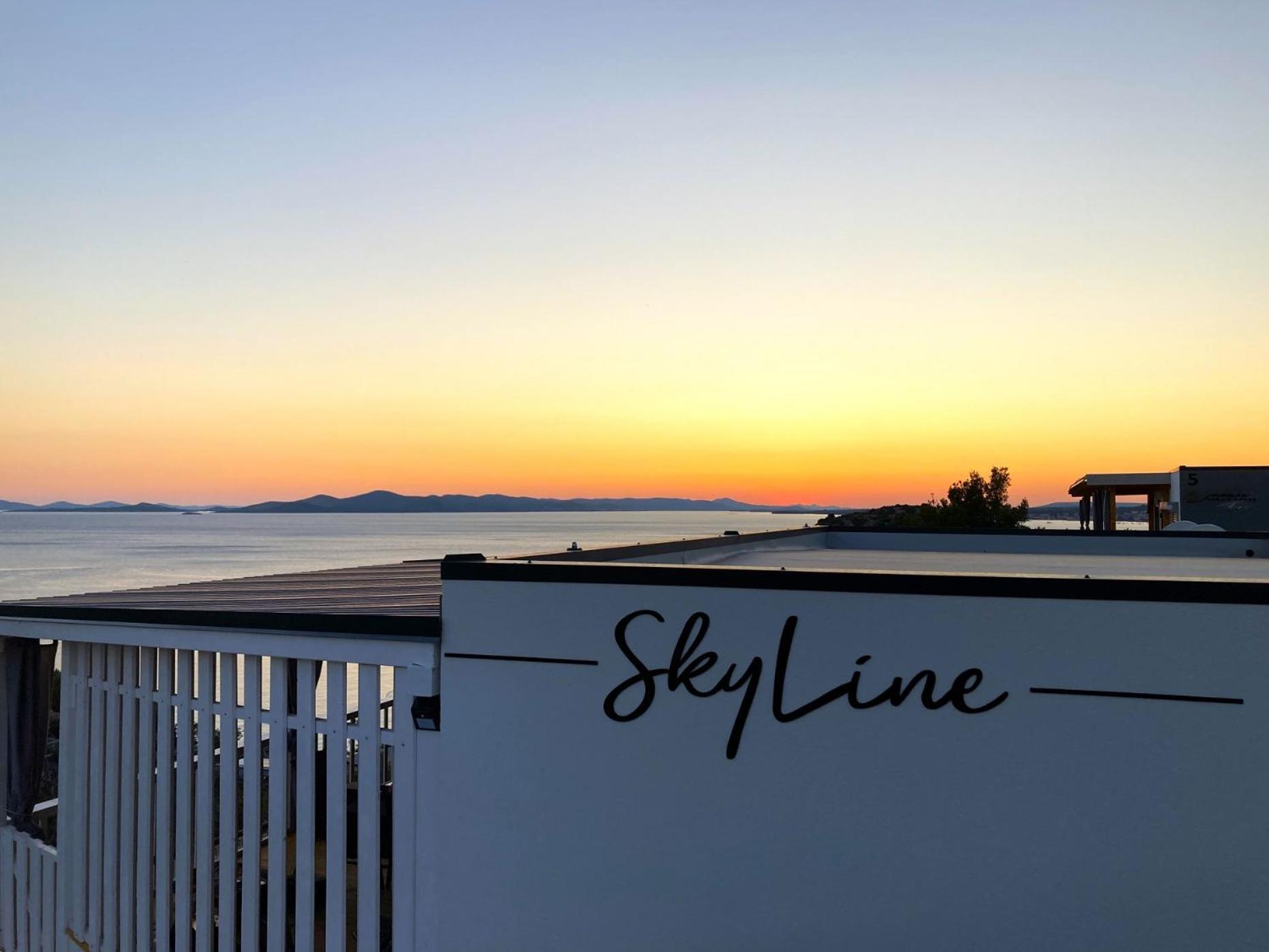 Apartment Mobile Skyline - Beautiful Sea View - On The Palm Of The