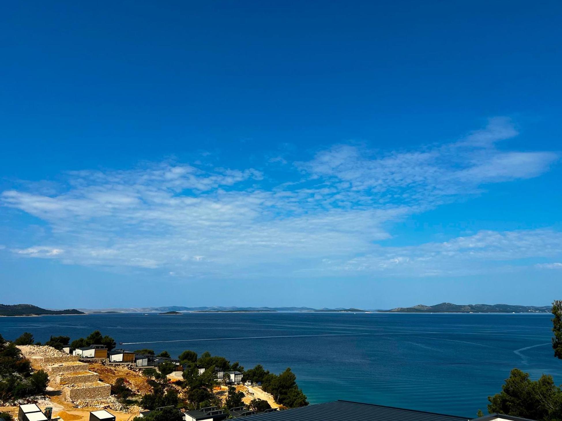 Apartment Mobile Skyline - Beautiful Sea View - On The Palm Of The *