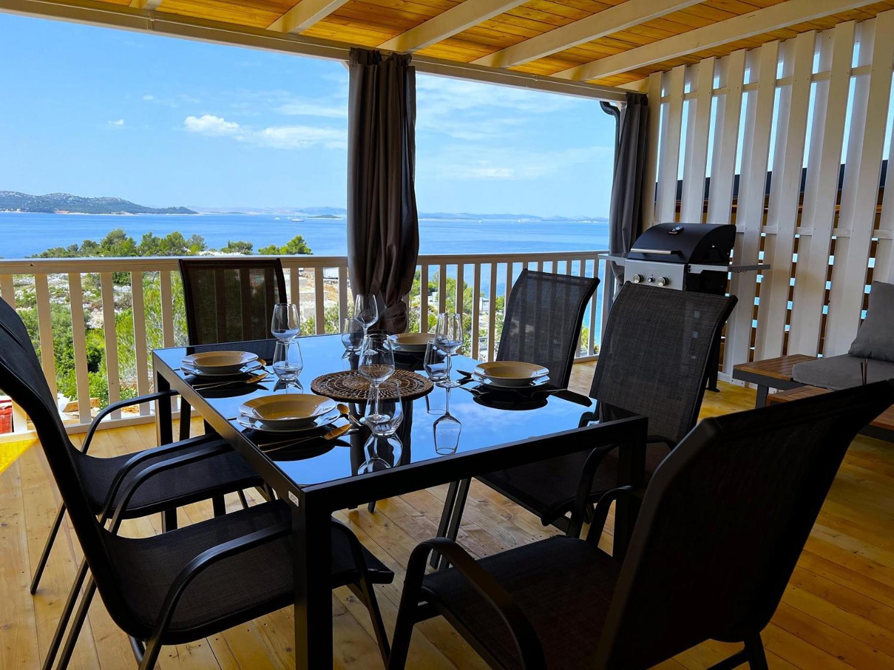Apartment Mobile Skyline - Beautiful Sea View - On The Palm Of The